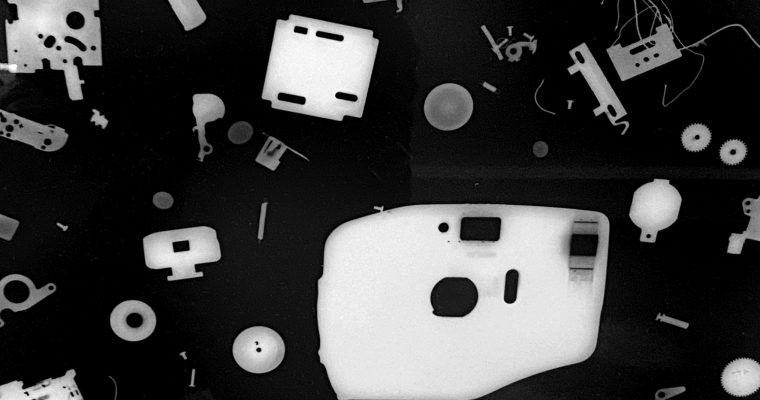 Watch her work camera backwards